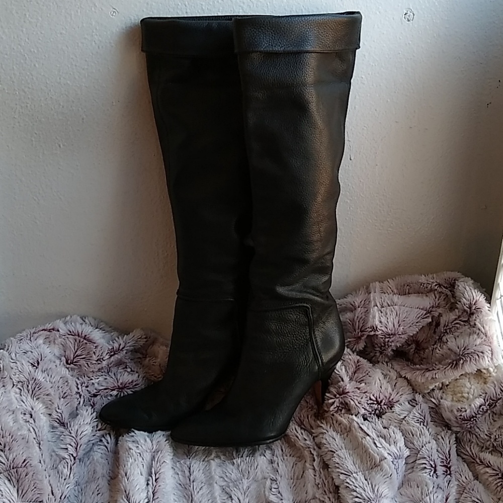 Leather Vince Camuto boots